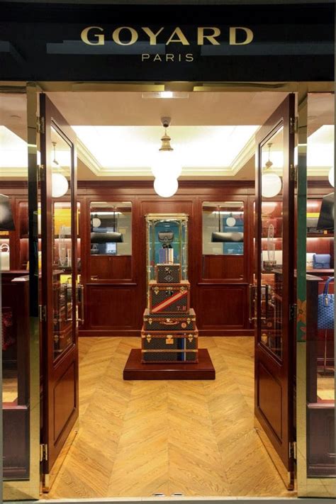 goyard negozi italia|goyard china world.